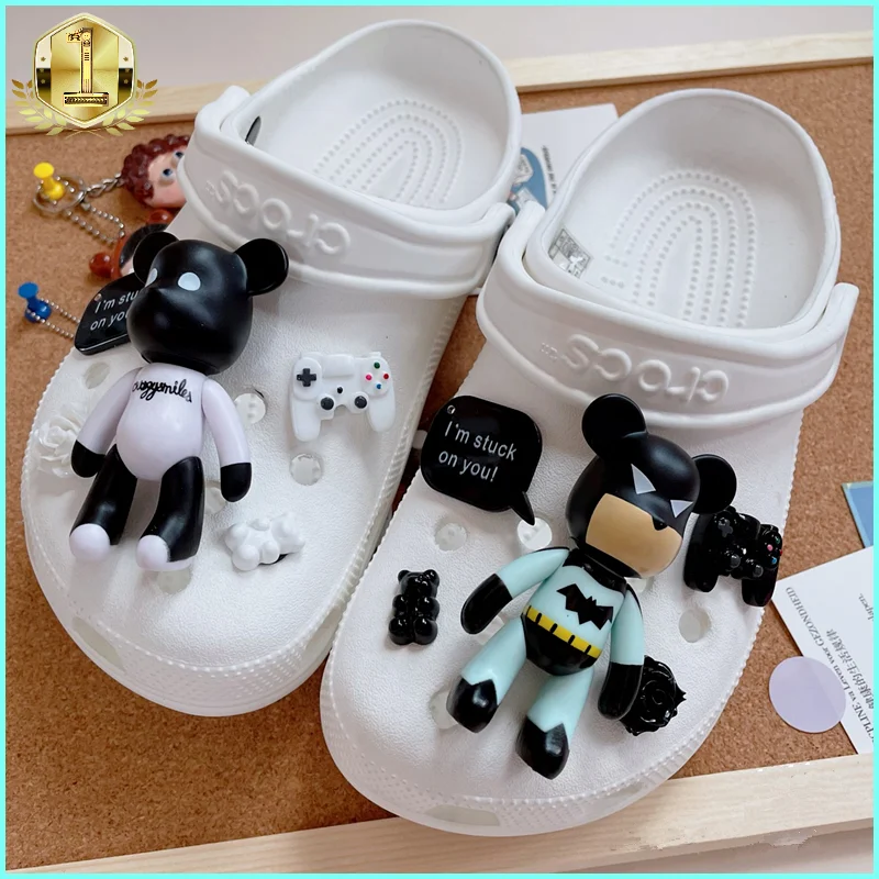 

Cool Bear Croc Charms Designer DIY Cartoon Shoes Party Decaration Accessorie Jibb for CROC Clogs Hello Kid Boy Women Girls Gifts