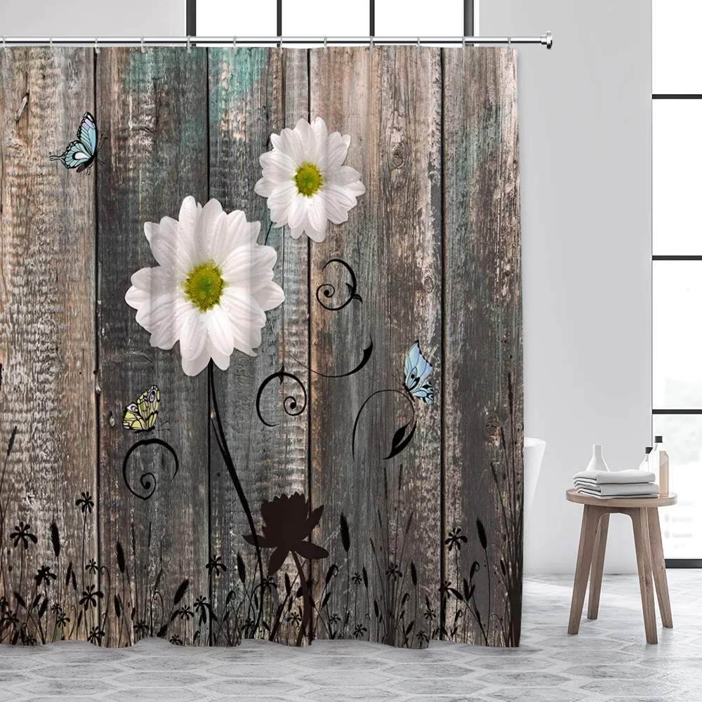 Деревянная доска в деревенском стиле занавески для душа с маргаритками бабочки