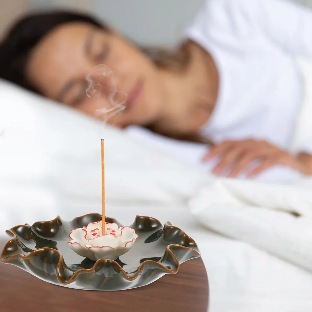 

1Pc Ceramic Incense Burner Incense Tray Cone Incense Burner Lotus Shape Censer