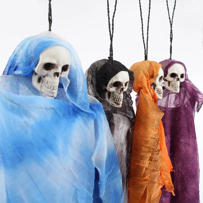 

Halloween Small Skull Hanging Ornament Hanging Ghost Prop Halloween Flying Ghost Halloween Decor for Yard Outdoor PI669