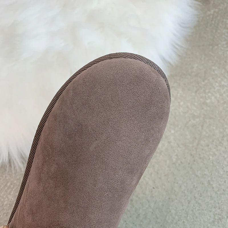 Новинка года; классические зимние сапоги; женские теплые зимние сапоги; женская обувь; удобные плюшевые сапоги на меху; замшевая нескользящая обувь на платформе в стиле ретро