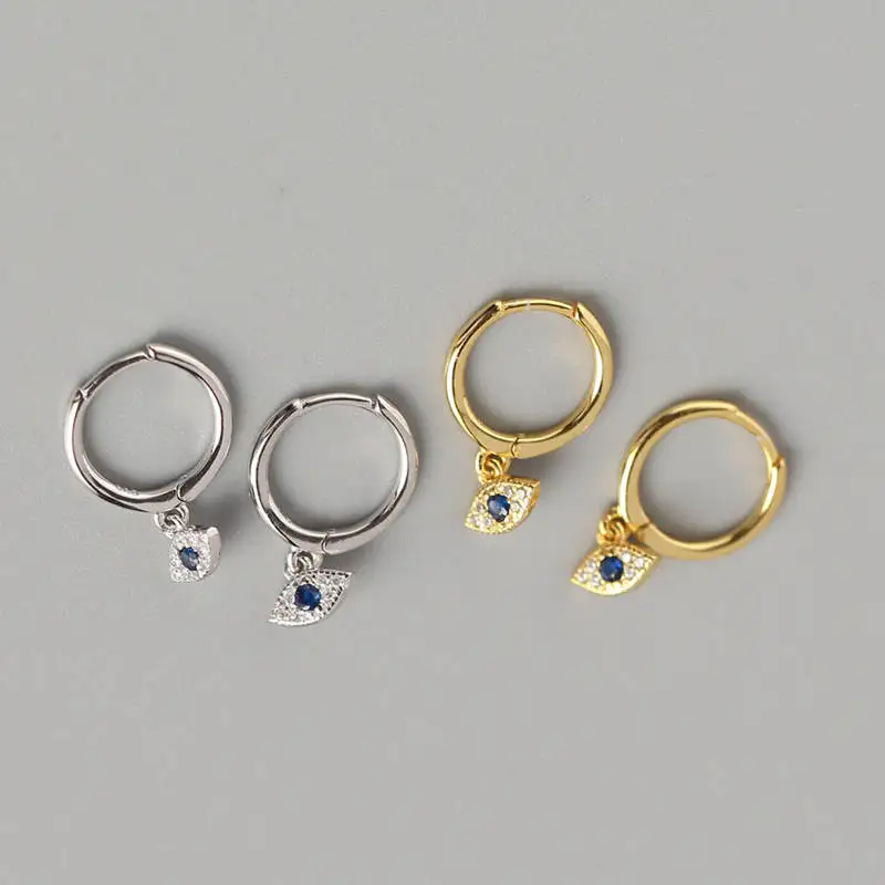 Серьги-кольца женские из серебра 925 пробы с голубыми цирконами | Украшения и