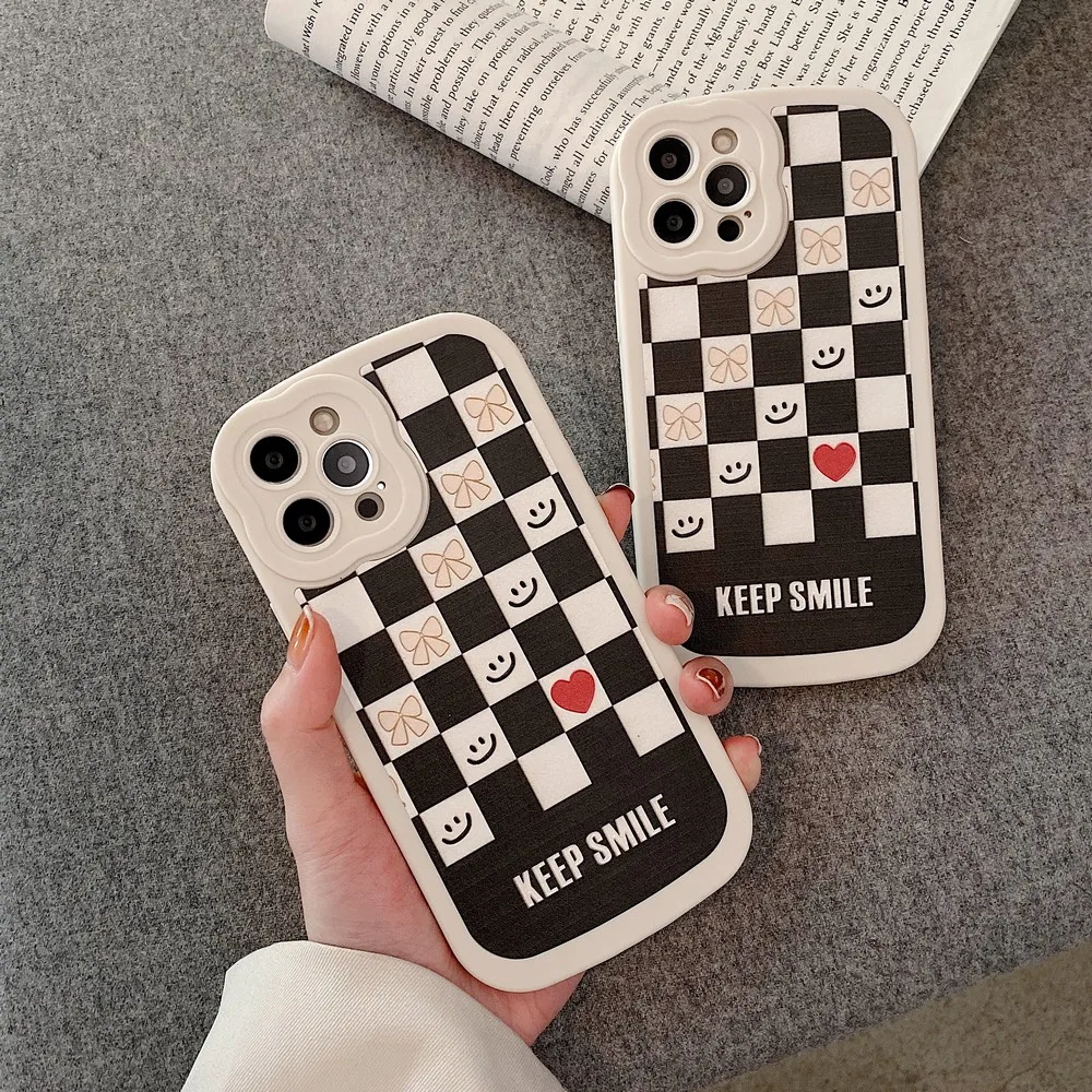 

Relief Black And White Lattice Butterfly Love Case For iphone 13ProMax 13 12Pro 12 11ProMax 11 X XS XR XSMAX Silicone Soft Shell