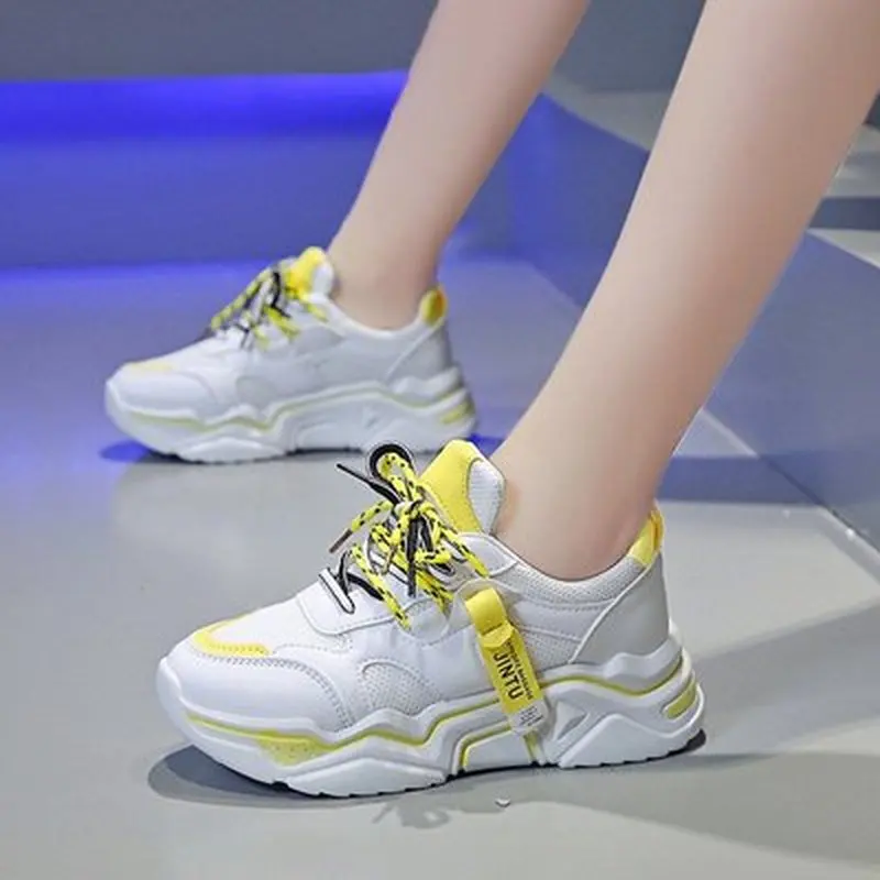 Vintage Women Dad Sneakers Fashion Light Breathable Women Casual Yellow White Mesh Shoes Platform Sneakers Tenis Feminino