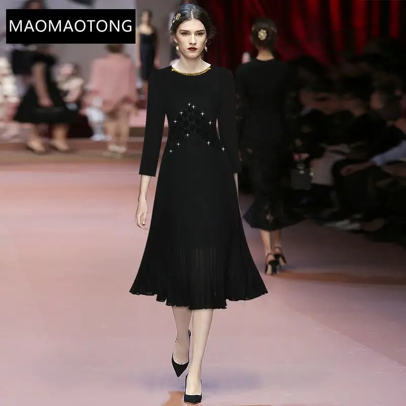 

Fashion Runway Autumn Black Dress Women's O-neck Beading Splicing Long Pleated Dress