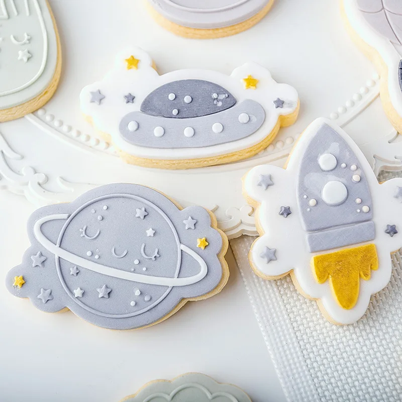 

Space Theme Acrylic Cookie Cutter Press Stamp Embosser Star Moon Cloud Little Boy Fondant Sugar Biscuits Mold Form Baking Tools