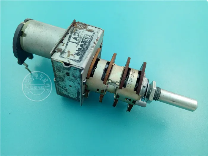 

[VK] Used Taiwan Fuhua Quad Motor Potentiometer B50KX4 with tap shaft 25MMF B50K 16 feet switch