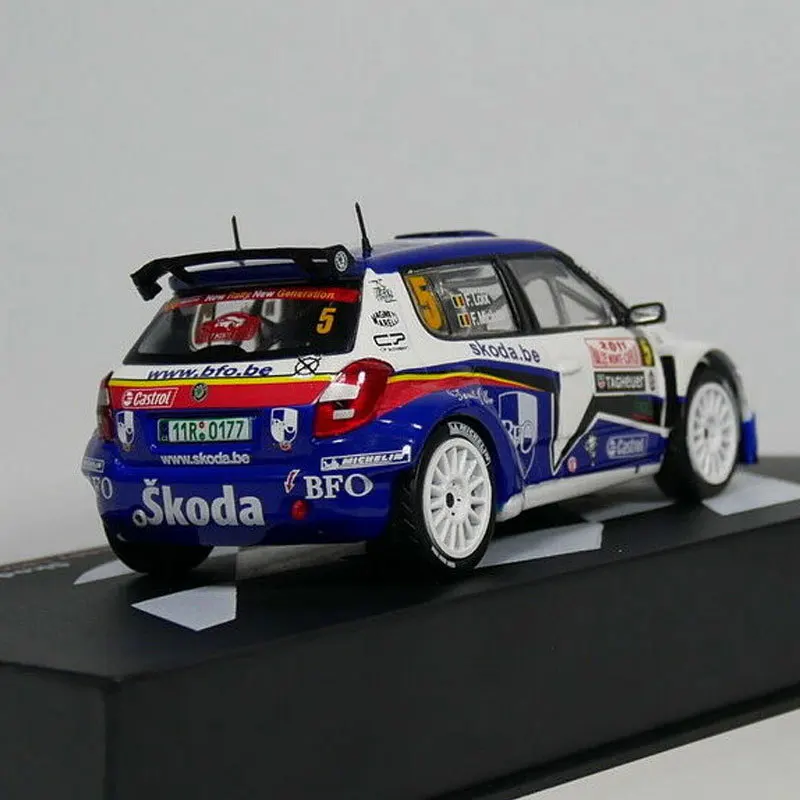 IXO 1/43 масштаб SKODA Fabia S2000 #5 гоночный автомобиль литый под давлением металлический