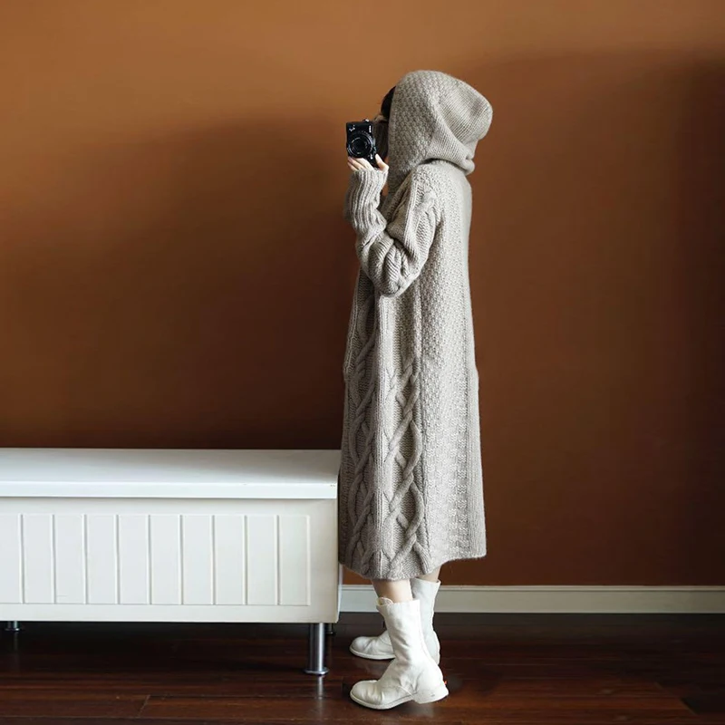 Женский вязаный свитер с капюшоном HAMALIEL серый плотный Свободный кардиган