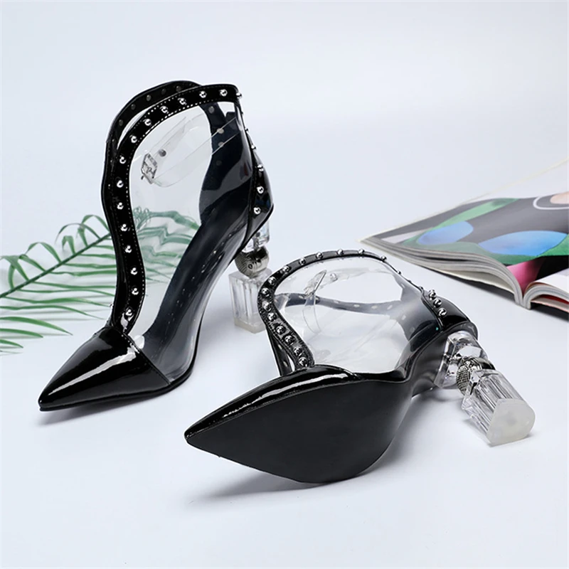 Ботильоны пикантные ботильоны с острым носком на необычном каблуке украшенные