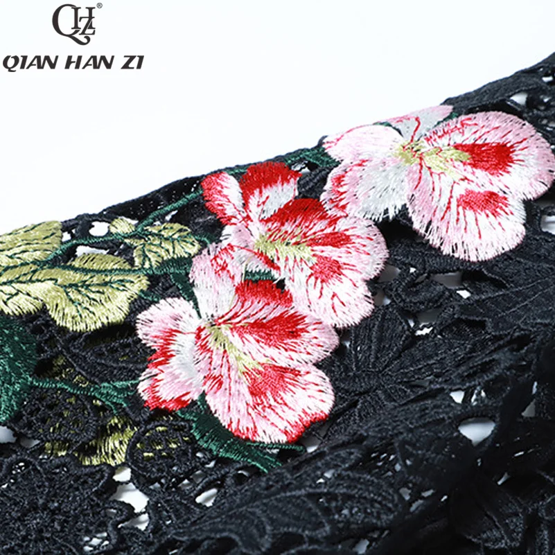 Куртка бомбер женская с цветочной вышивкой базовая короткая байкерская куртка