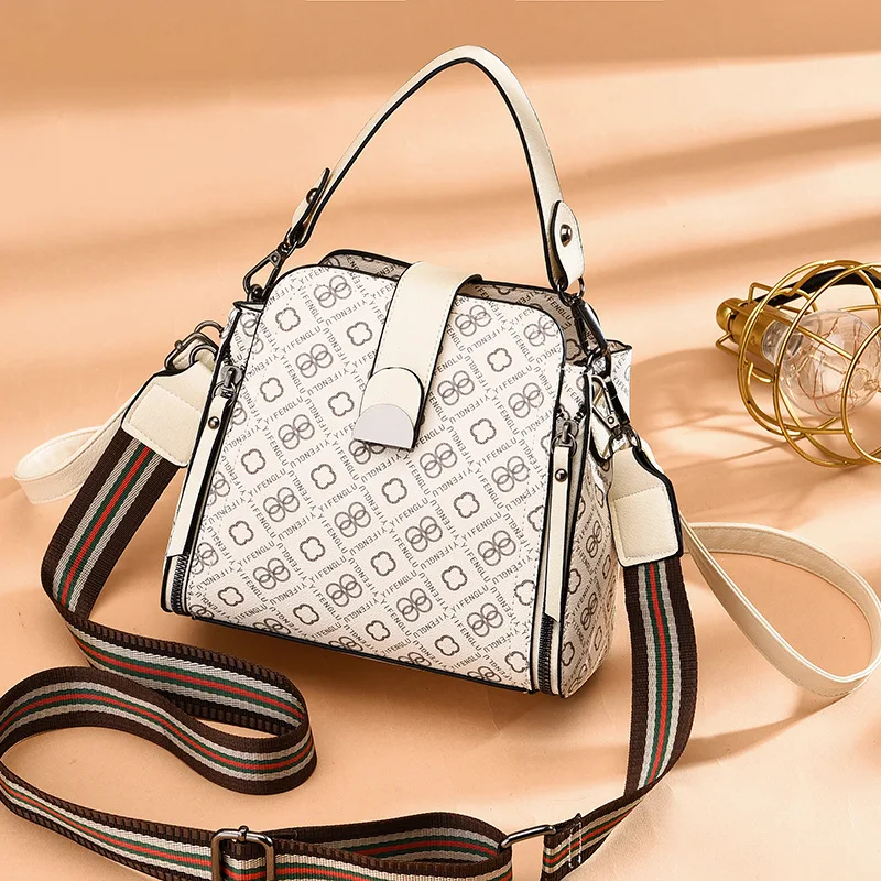 

PU Leather Crossbody Bags For Women 2021 New Luxury Female Shoulder Bag Designers Women's Handbags Large Shopping Tote Bag