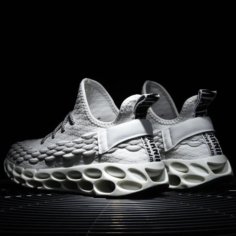 

Shoes men's spring 2021 versatile casual running shoes men's super light running sports large blade warrior blade shoes