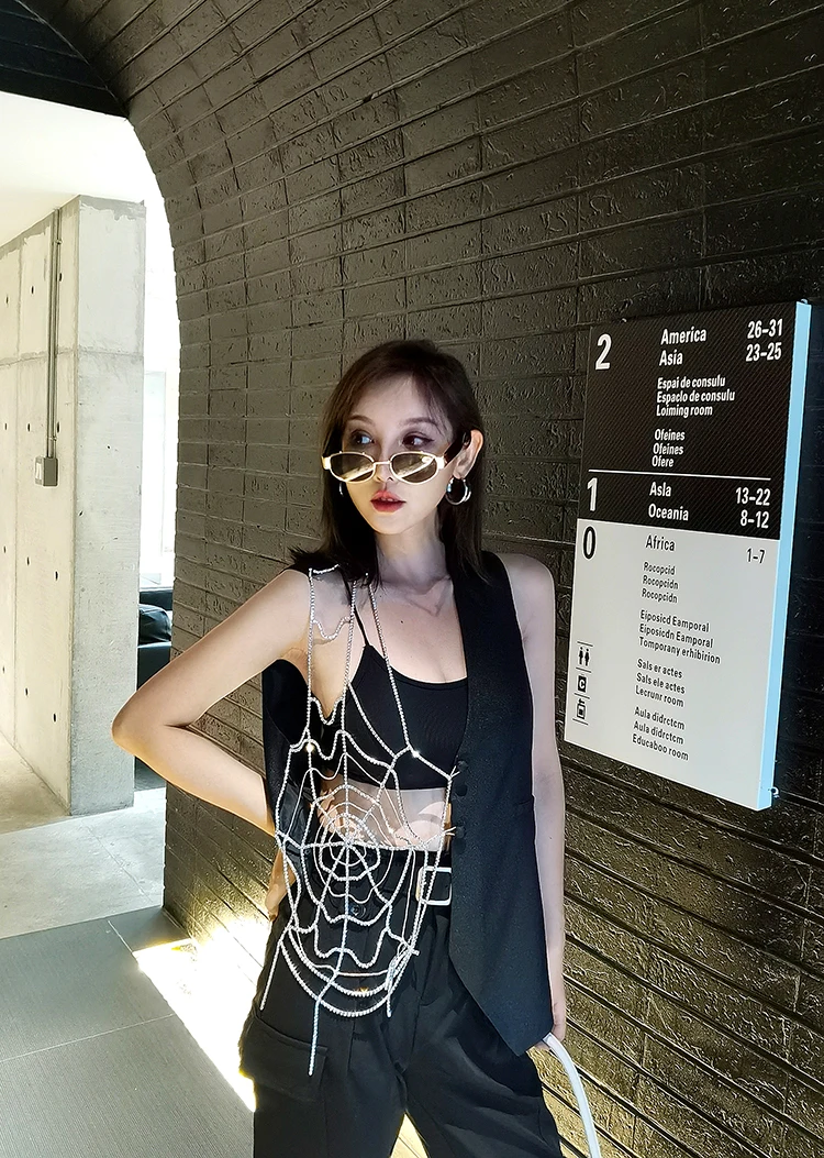 

Cakucool New Bling Diamonds patch Vest Chic Hollow Out black Sexy Loose Sleeveless Outerwear Personality Design Summer Vests