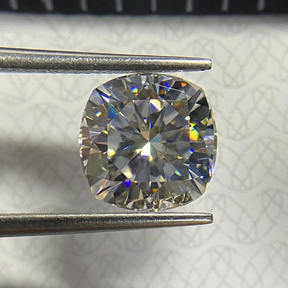 

Синтетический лабораторный бриллиантовый Муассанит в форме подушки 9x9 мм 3 карата драгоценный камень для обручального кольца изготовления ювелирных изделий