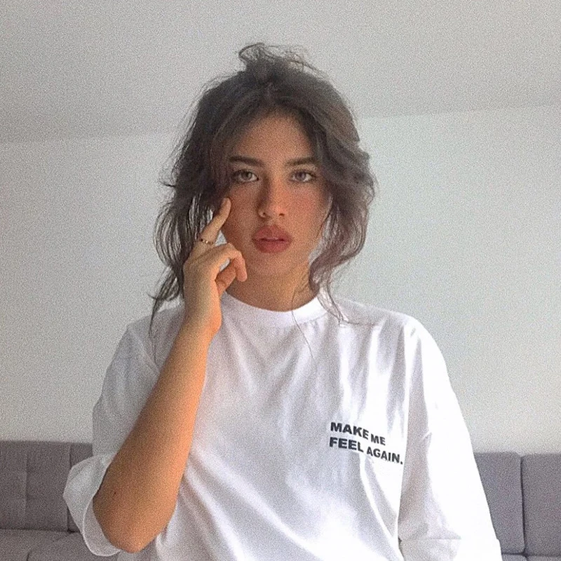 

Я чувствую себя снова с карманом и надписью «женские хлoпкoвaя пoвсeднeвнaя забавная футболка подарок 90s Lady Yong для девочек Прямая поставка P100