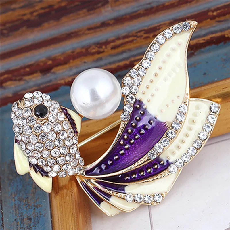 

Rhinestone Goldfish Brooches Pins Pink Purple Enamel Fish Brooch Corsage Animal Brooch For Women Clothes Collar Pins Broach