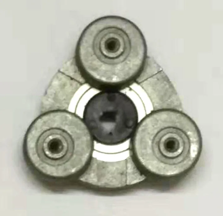 

Bearing seat assembly of Fengda 2600 pressure pump diaphragm pump fd3000 pump head assembly alloy plastic seat with bearing