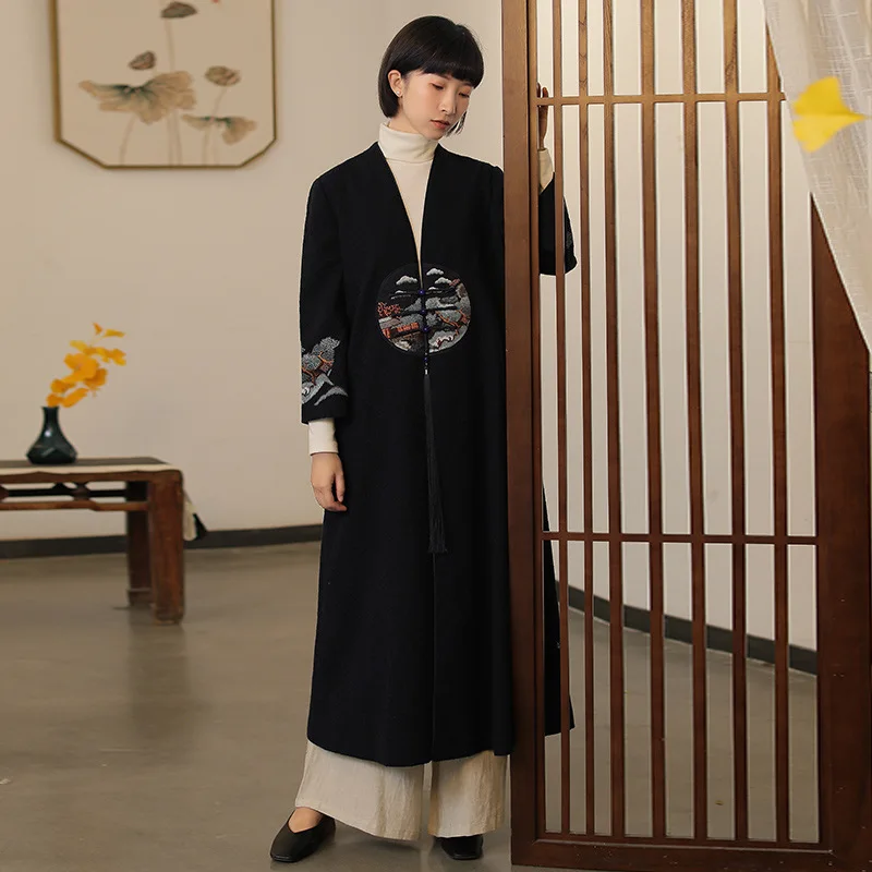 

Woolen Coat Women Chinese Fall Winter Long Thick Warm Outwear Embroidered Cheongsam Overcoat Retro Fashion Female Wool Jacket