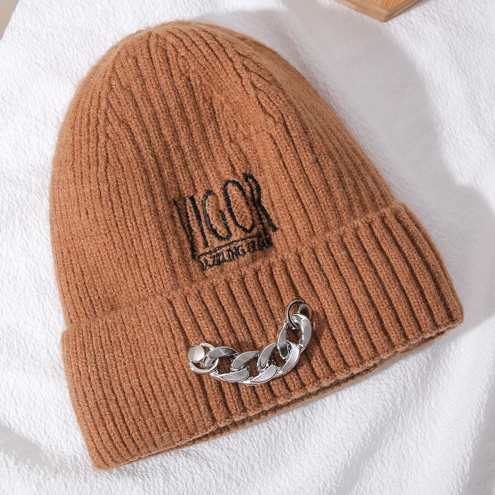 

2021 new Women Autumn winter True Casual Beanies For Men Warm Knitted Winter Hat Fashion with cool Chain Hip-hop Beanie Hat