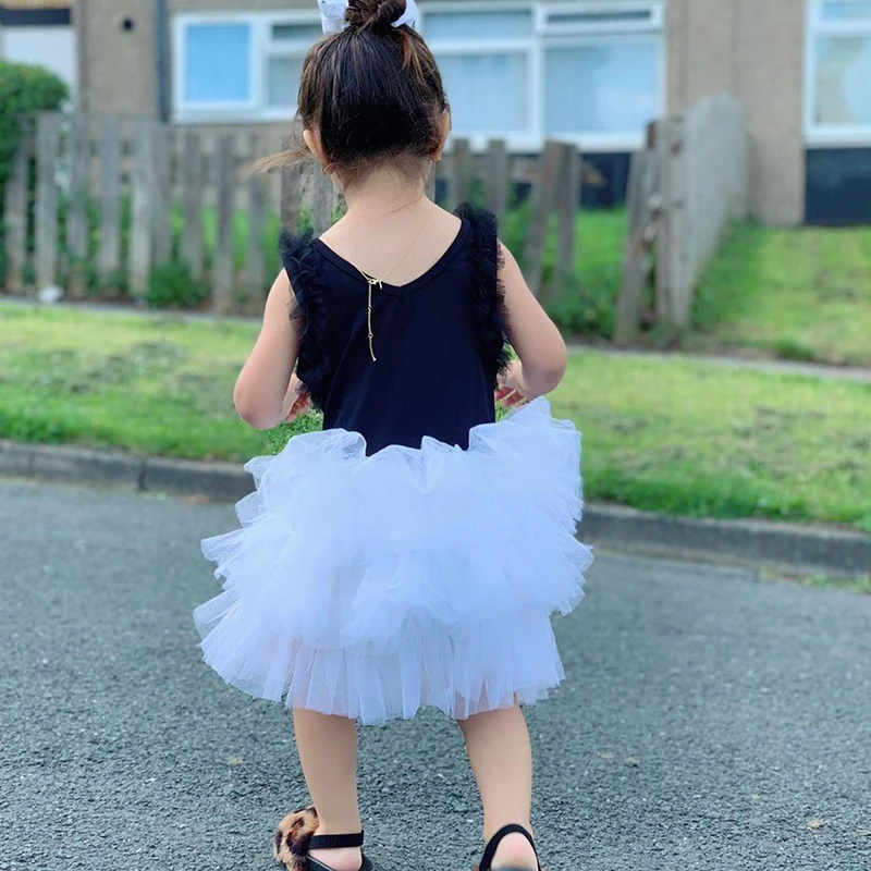 Платье-пачка черно-белое без рукавов с оборками | Детская одежда и обувь