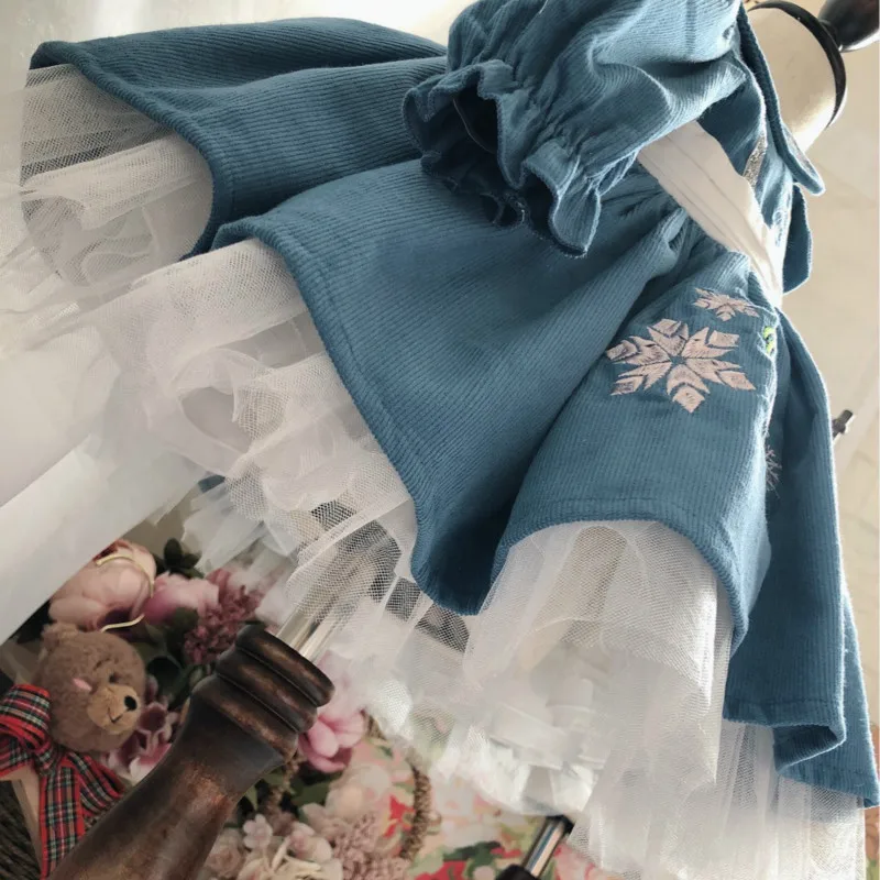 Детское вельветовое платье с помпонами принцессы в турецком стиле