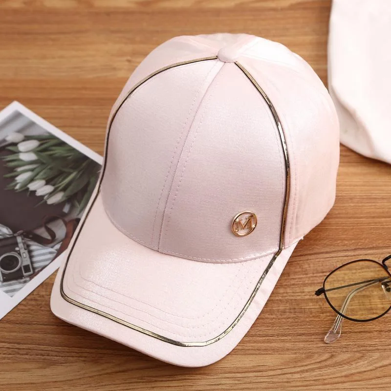 Бейсболка женская однотонная регулируемая уличная Кепка с вышивкой надписью M/D