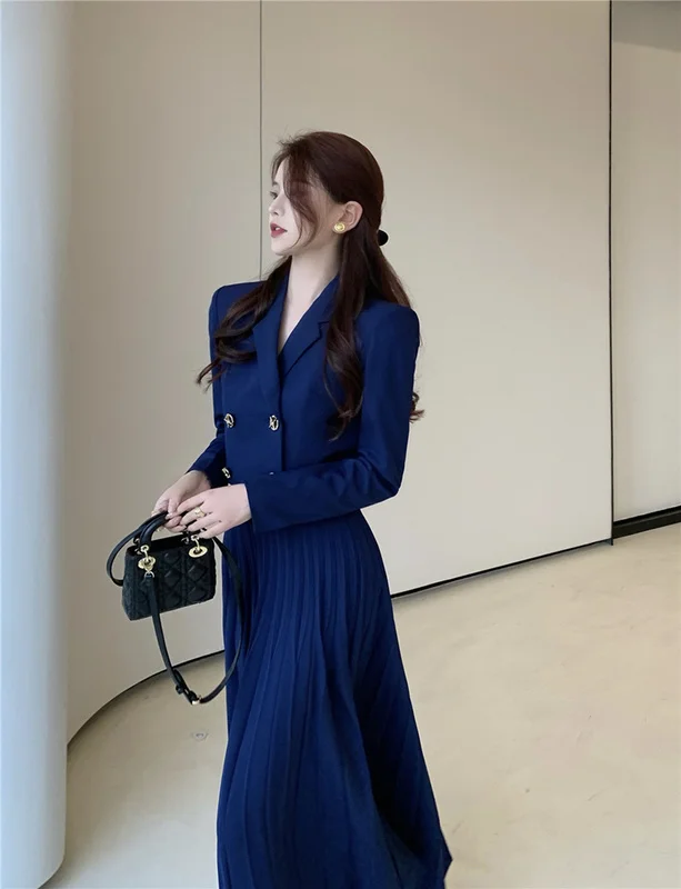 Фото костюма из двух частей короткая женская одежда | Женская