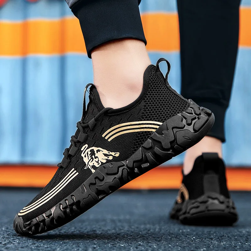 

2021 Running Shoes Comfortable Light Casual Men's Sneaker Breathable Non-slip Wear-resistant Outdoor Walking Men Sport Shoes