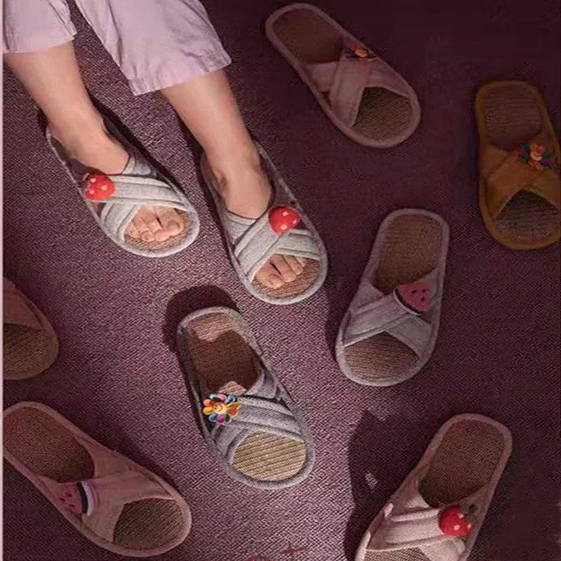 36-45 yards Lovely indoor cool slippers women's antiskid strawberry cotton hemp household shoes couple cartoon flax slippers