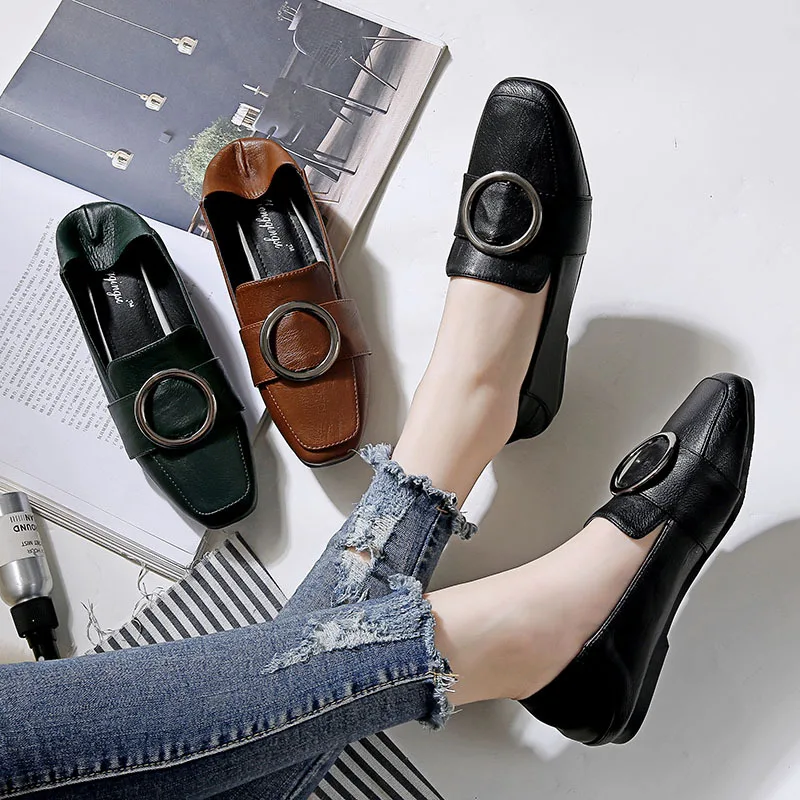 Женские кожаные туфли без застежки лоферы повседневная обувь на плоской подошве