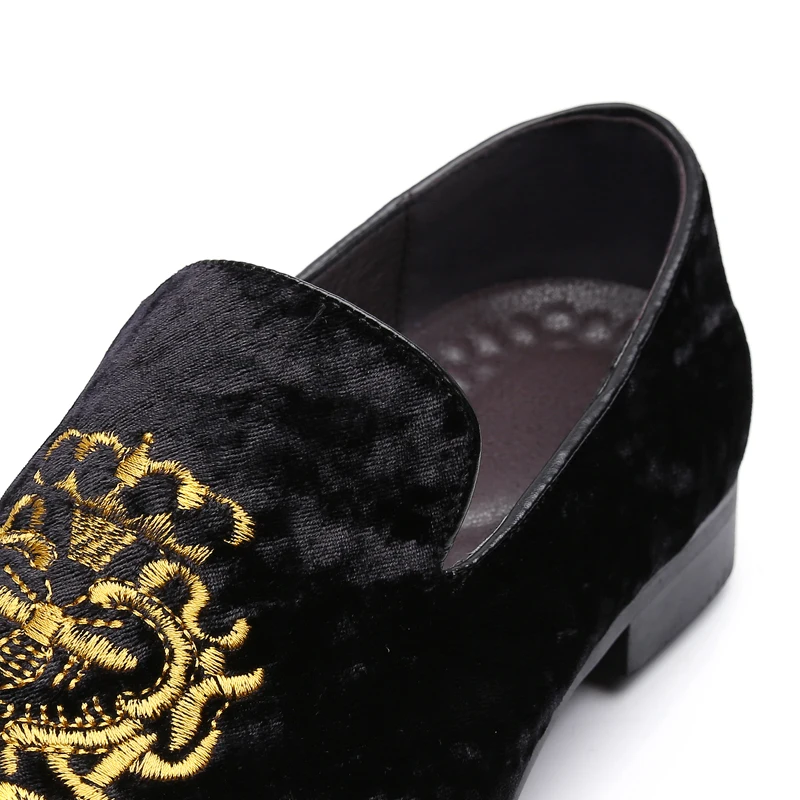 Men's Suede Soft Penny Loafers Embroidered Design Flat Slip-On Formal Men's Velvet Loafer Dress Shoes Size 6~13 chaussure homme