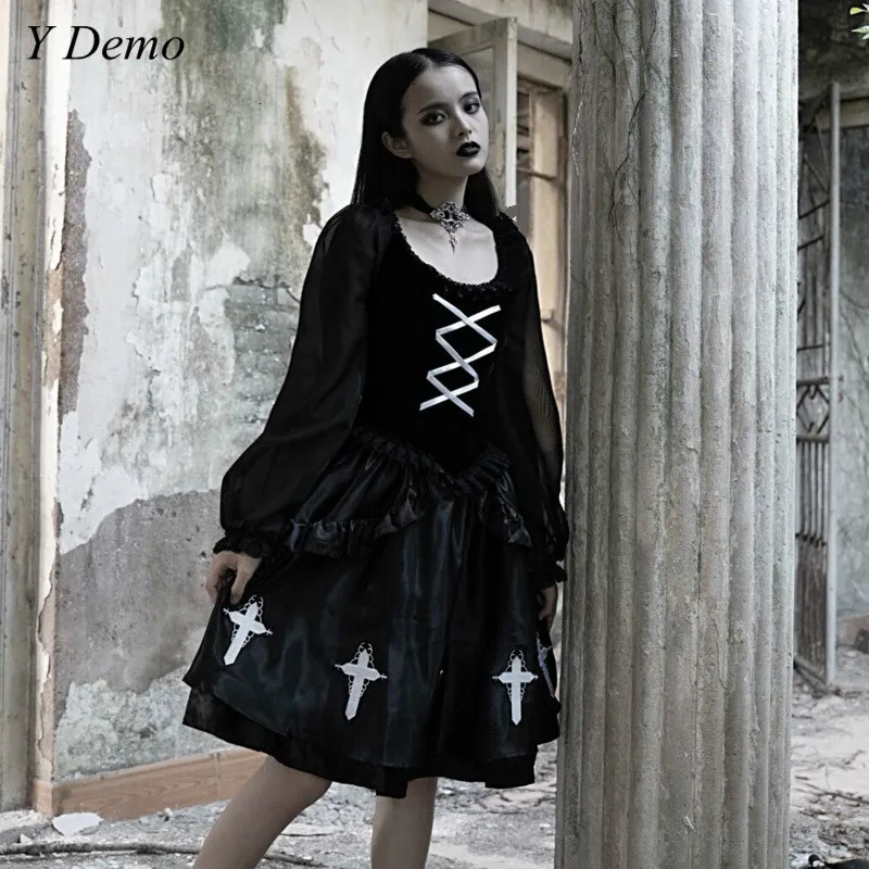 Готическое женское платье трапециевидной формы с длинным рукавом и воротником