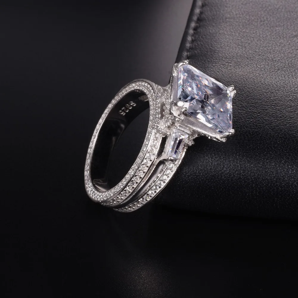 Женское Обручальное кольцо с крупным фианитом 10ct из серебра 408 пробы имитацией