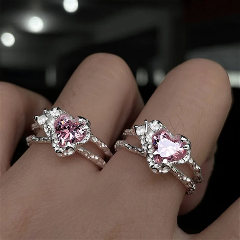 Кольцо женское блестящее серебристого цвета с металлическим покрытием | Кольца