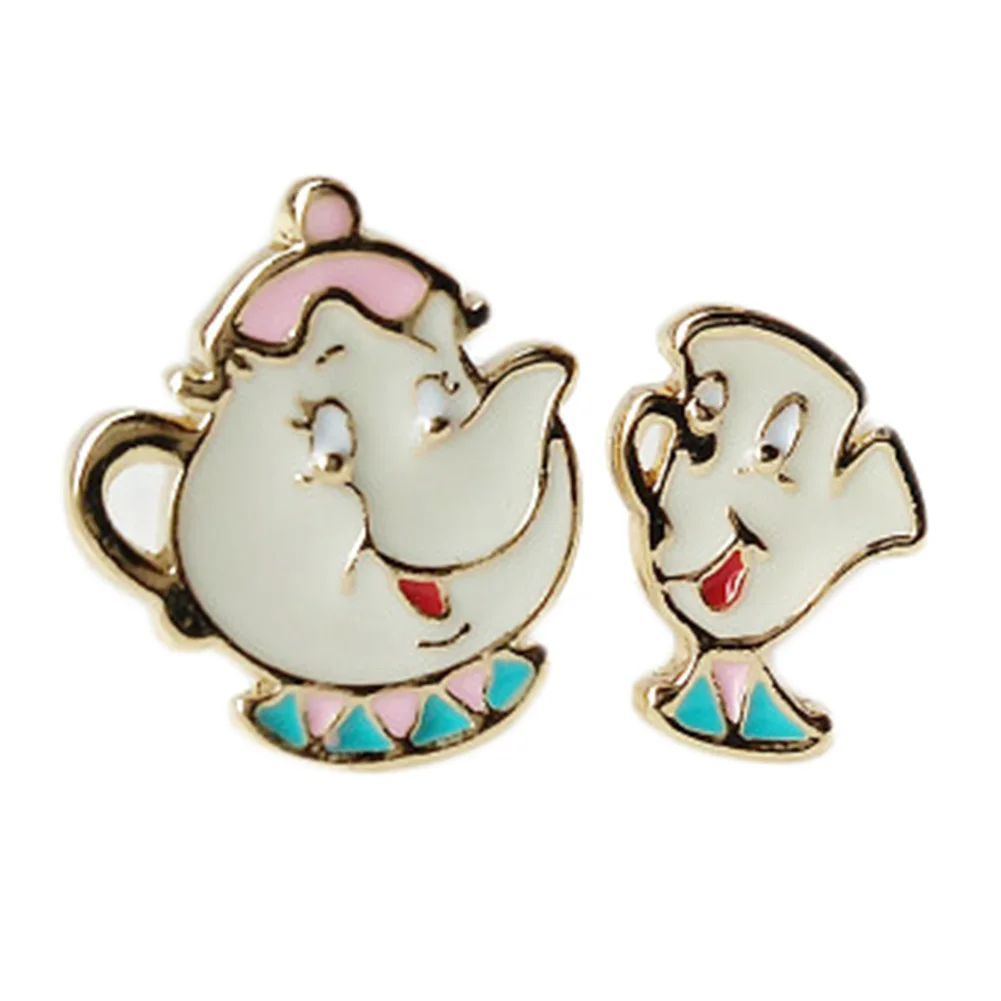 Серьги гвоздики из сплава с эмалью в виде милой мультяшной красавицы и чудовища