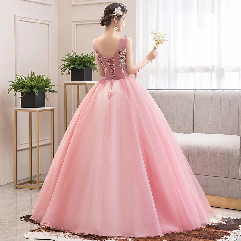 Пышные платья для девочек Классические с вышивкой и цветами танцев благородные