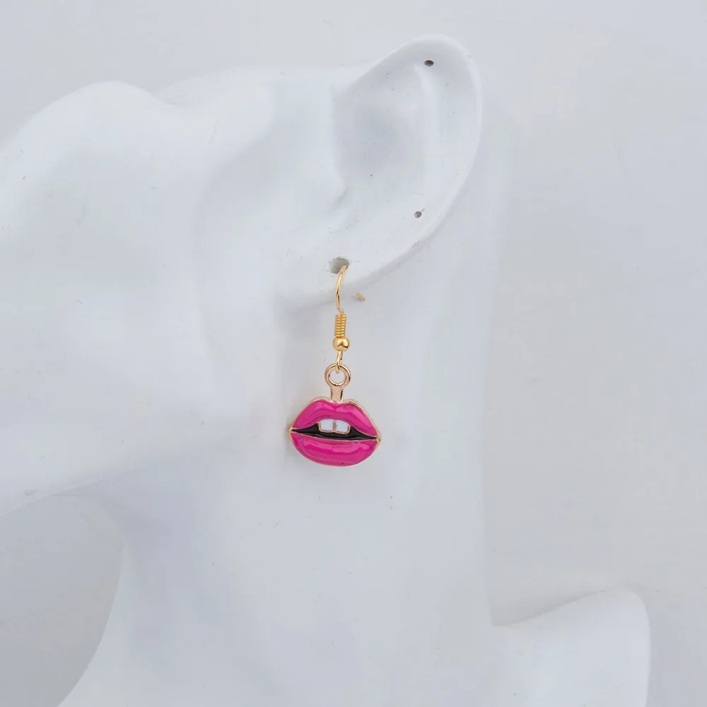 DoreenBeads серьги для макияжа цвет золото красная/розовая помада эмаль подвески губ
