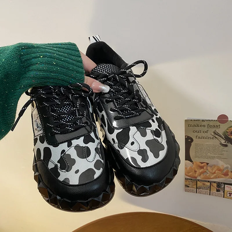 Thick Warm Women Shoes Autumn Cow Leopard Print Big Toe Shoes Flat Thick Bottom Shoes Ladies Casual Shoes Fashion 24-21