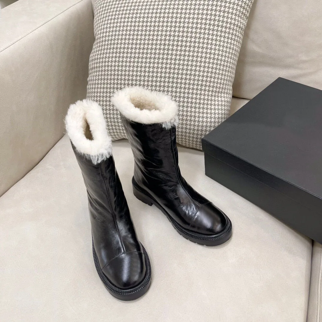 

Luxury Brand Design 2021 Women's Winter New Leather Solid Rubber Outsole, Flat Bottom Over Ankle Snow Boots, Inner Wool