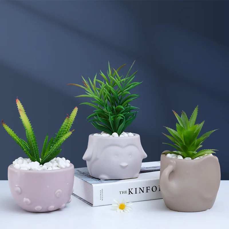 

Ceramic Dog/ Pig/ Penguin Flower Pot European Style Cute Fleshy Nordic Home Decoration Cartoon Animal Plant Balcony Decorations