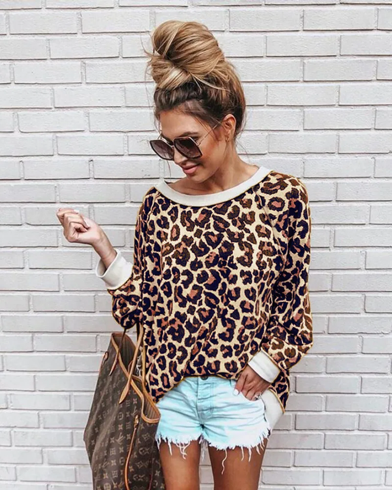 

Woen Autumn Winter Leopard Printed Round Neck Sweatshirts Female Pullover Tops