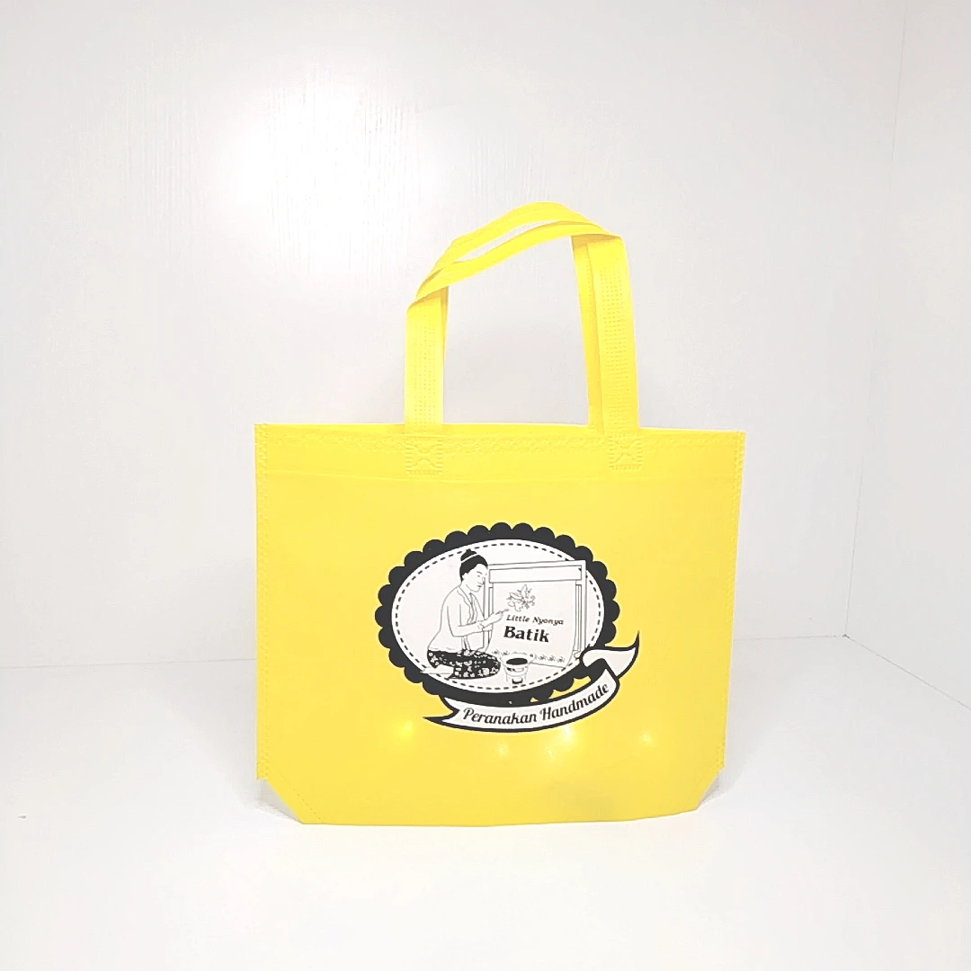 

Gift Tote Bags Birthday Party Favor Non-woven Shopper Bags Custom Color Bags With Handle Shopping Bag For Gift Box Personalized
