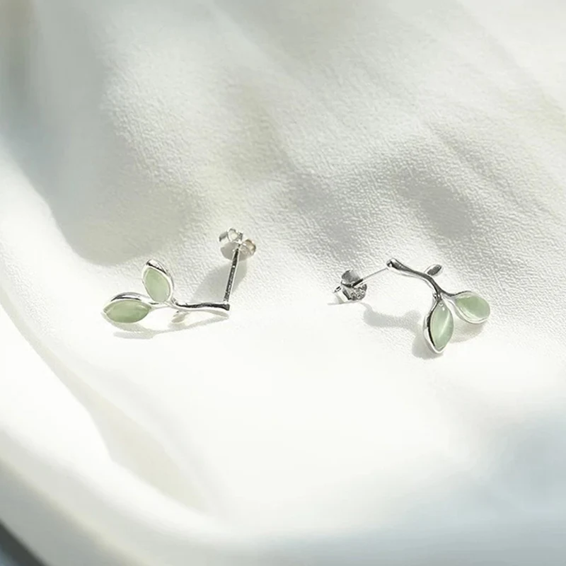 

Green Opal Leaves Buds Stud Earrings For Women Plant Fashion Jewelry Best Gifts For Girl