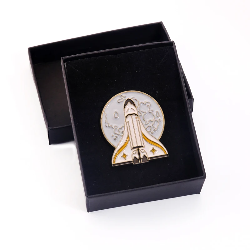 Брошь из игры Последняя США часть 2 брошь в виде Элли рюкзака ракеты