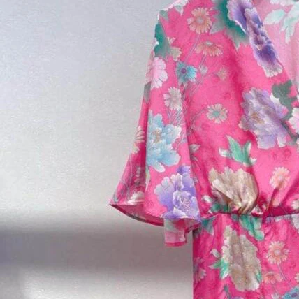 Весна и лето 2020 новое платье модное милое Цветочное с v-образным вырезом розовое