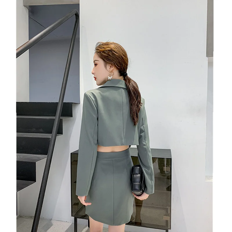 

Fashionable, careful, cool, two-piece, 2021 spring green pocket short suit thin jacket + zipper skirt
