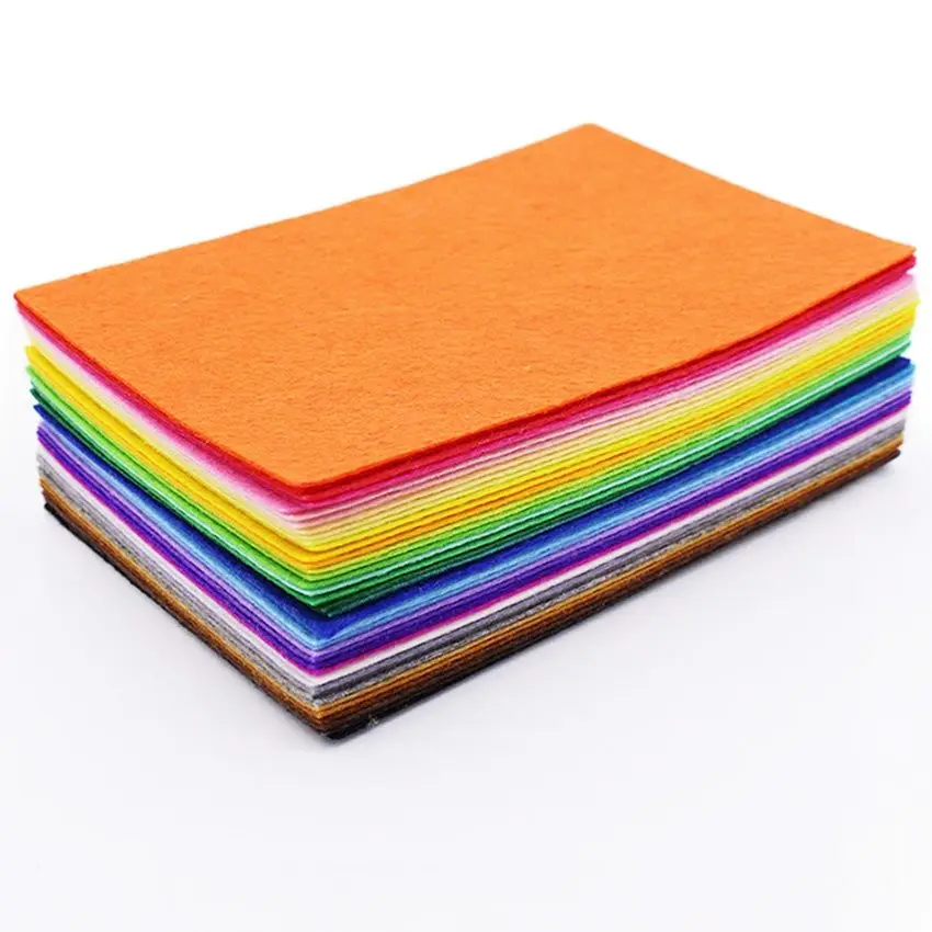 

40 Pcs/Lot Patchwork Felt Fabric 1 MM Thickness Polyester Cloth For DIY Crafts Scrapbook Sheet 10cmx15cm