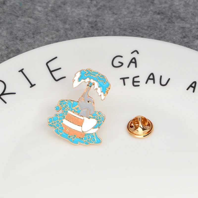 XEDZFun малыш слон Купание с носом срыгивание игры в воде эмалированная заколка