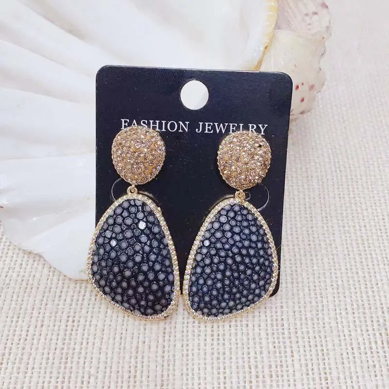 Fashion Earring Natural Hand Made Pearl fish Skin Rhinestone Bohemia personality Charm Dangle of Earring 24k Plated
